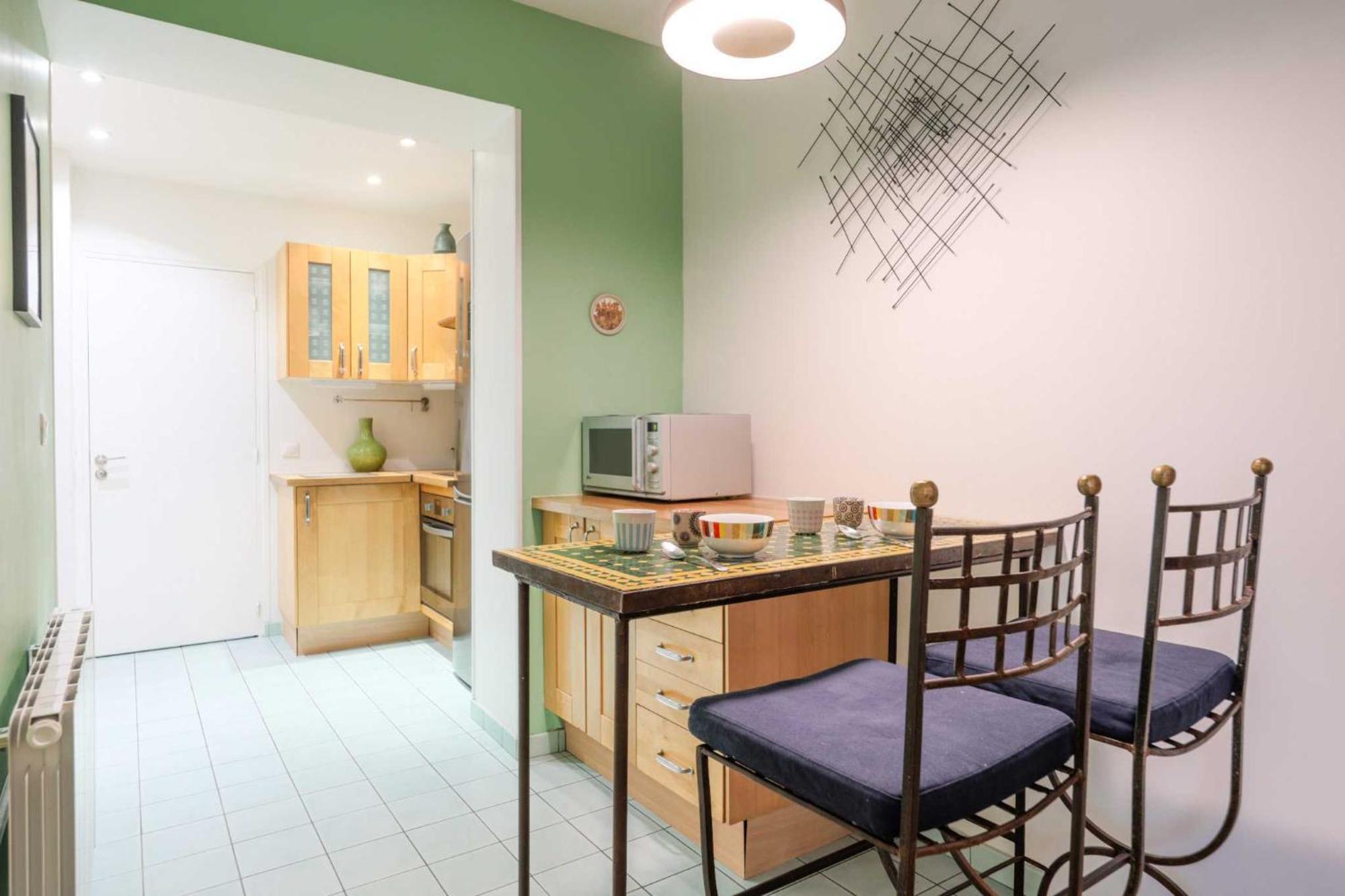 Spacious - 2br-6p - Bastille Apartment *